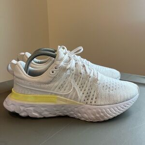 Nike Women’s React Infiniti Run -Women’s Size 9